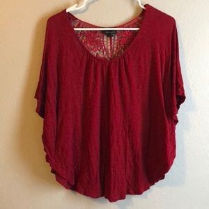 *FINAL PRICE* Pretty Red Top ❤️